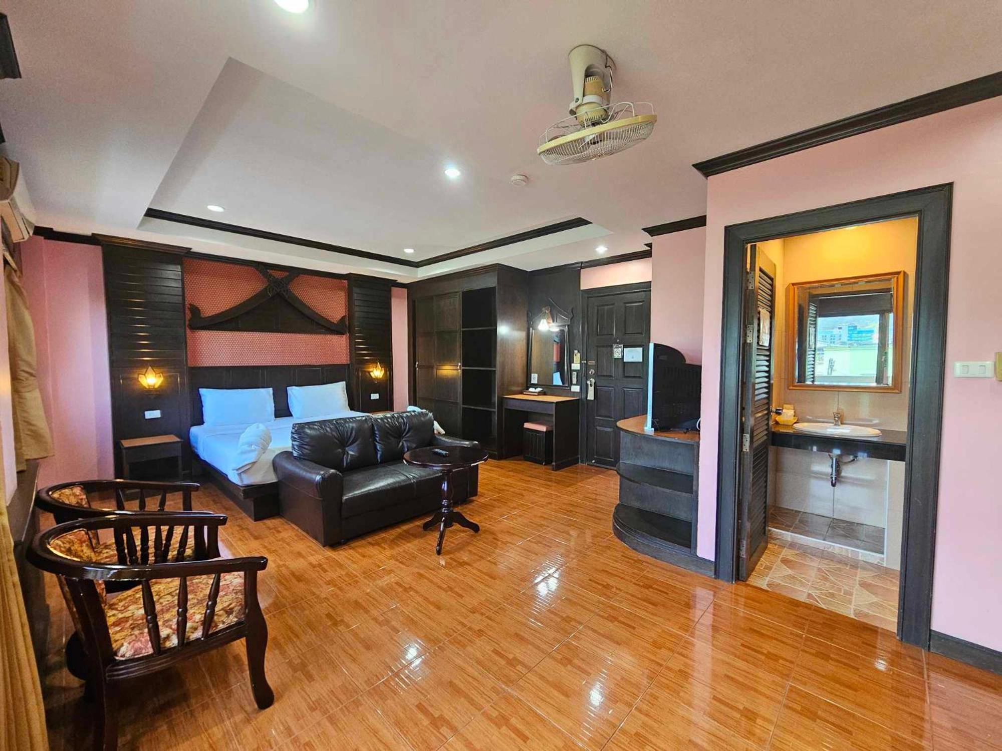 Nanai 2 Residence Patong Phuket Exterior photo