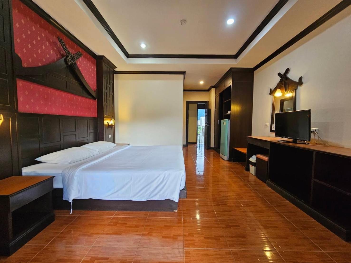 Nanai 2 Residence Patong Phuket Exterior photo