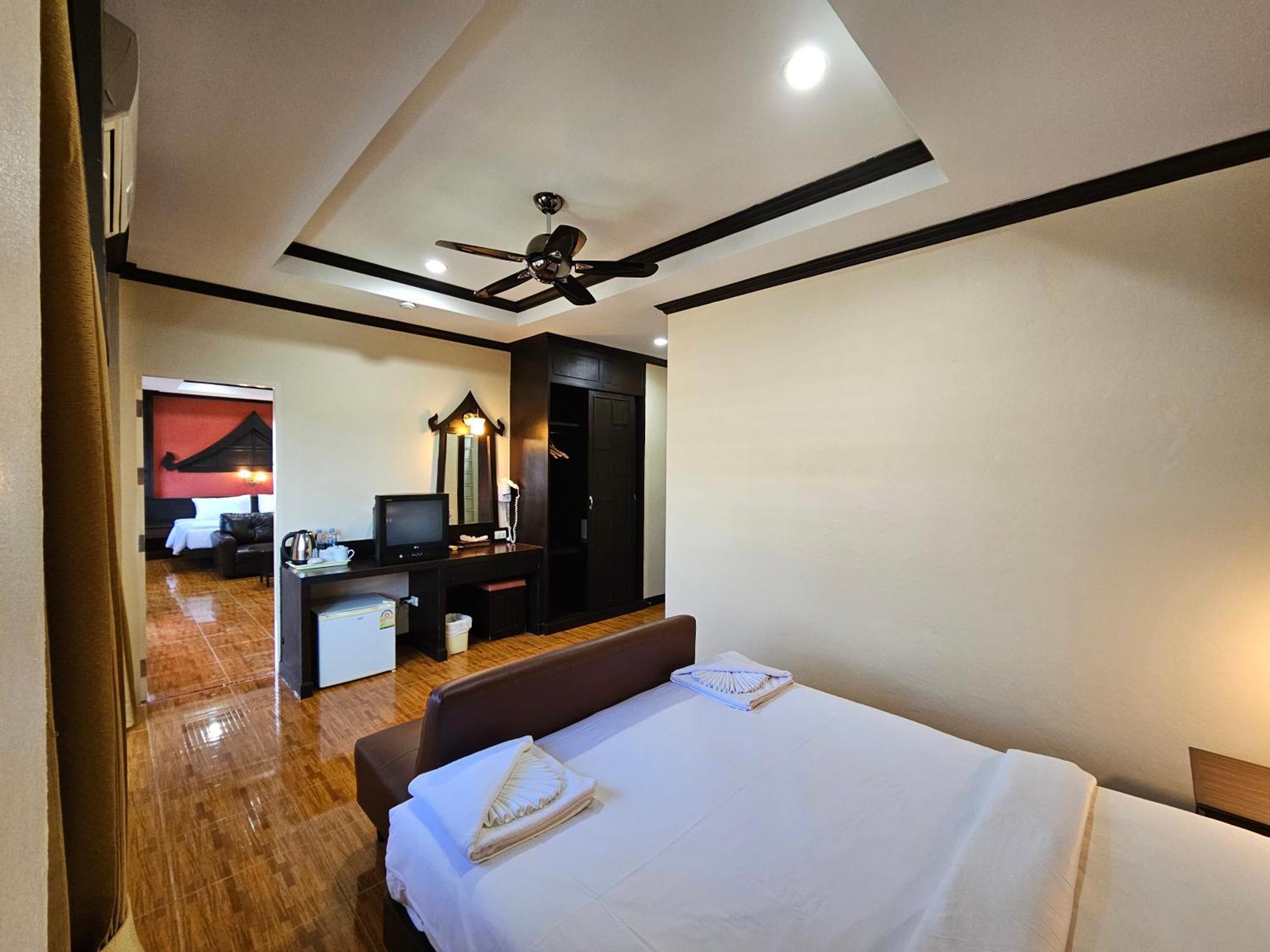 Nanai 2 Residence Patong Phuket Exterior photo